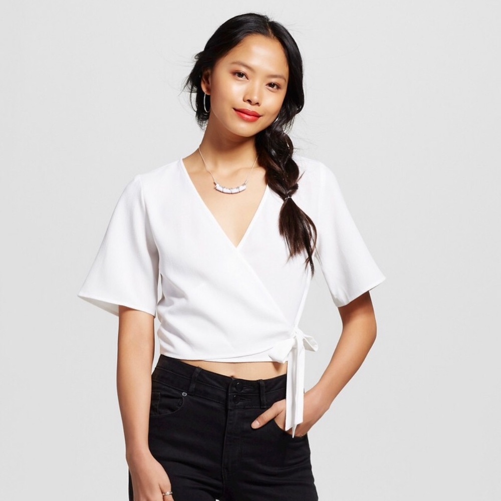 Lightly used wrap top